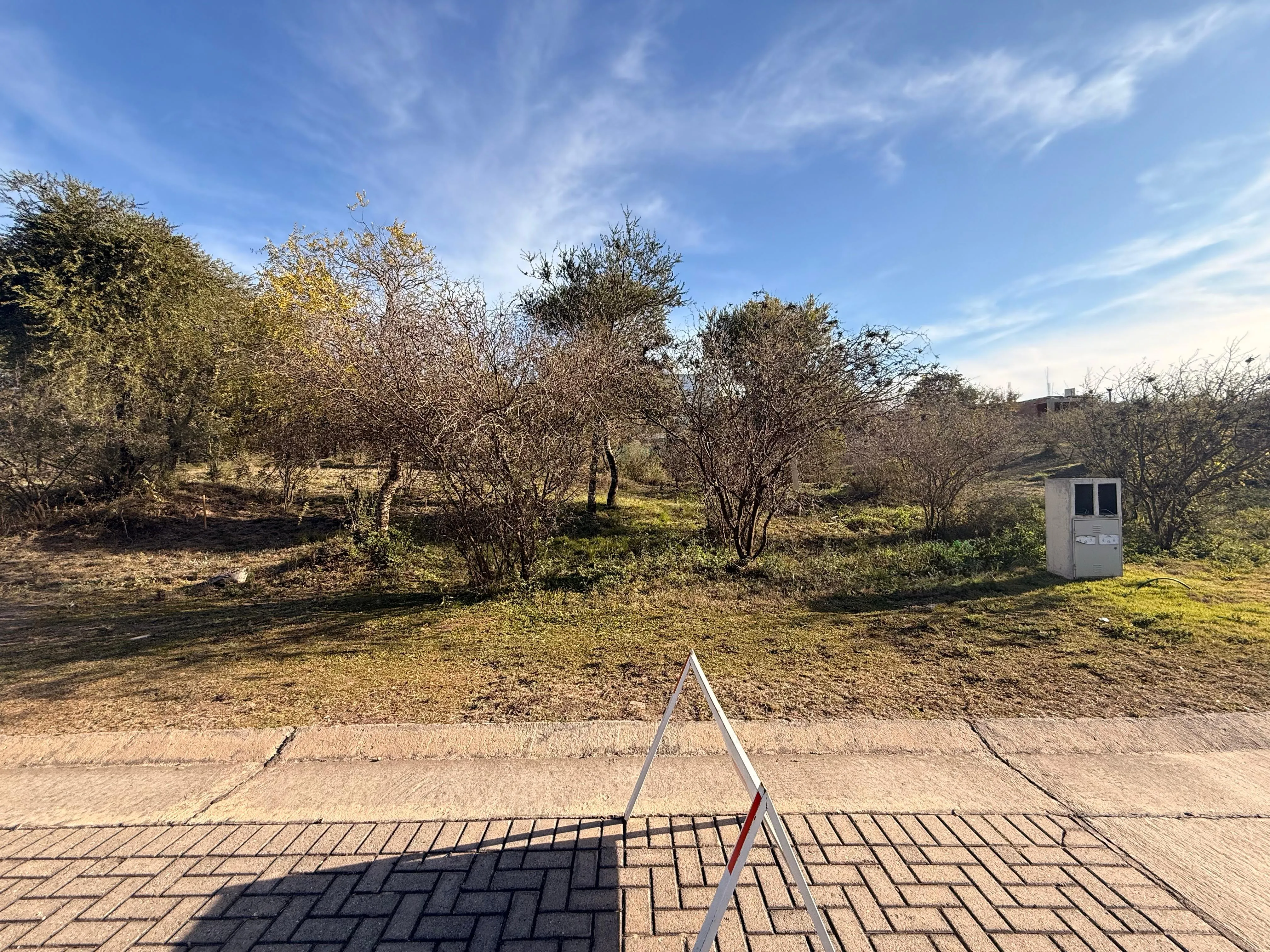 TERRENO EN VENTA EN COLINAS DE LA DESEADA