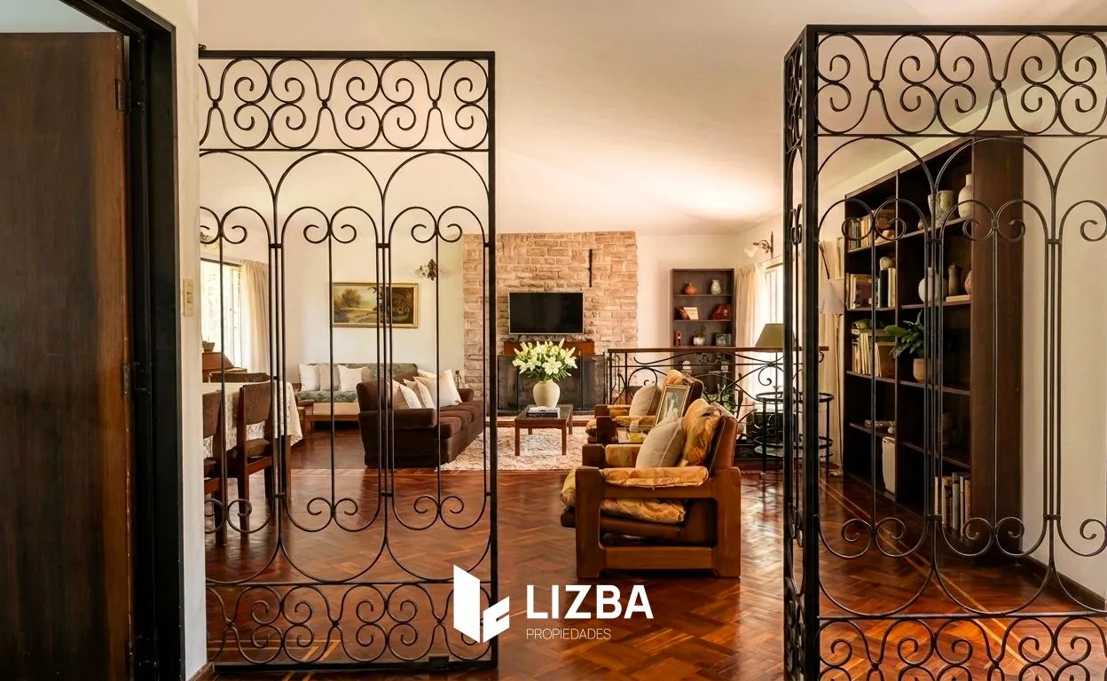 CASA EN VENTA DE 4 DORMITORIOS EN VILLA BELGRANO