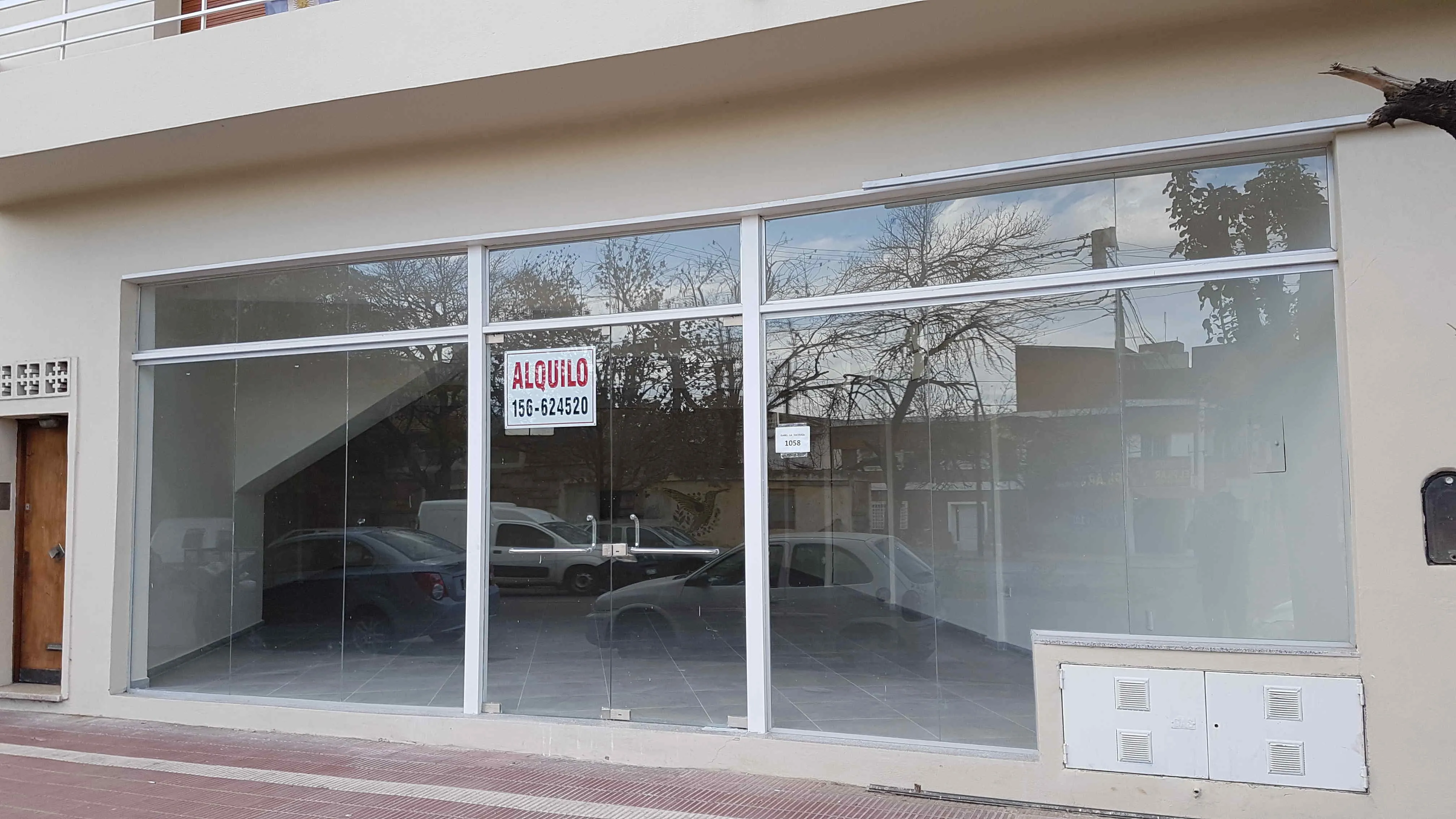 Alta Cordoba-150m2-Dueño-8mt Vidriera-Isabel la Catolica 1058