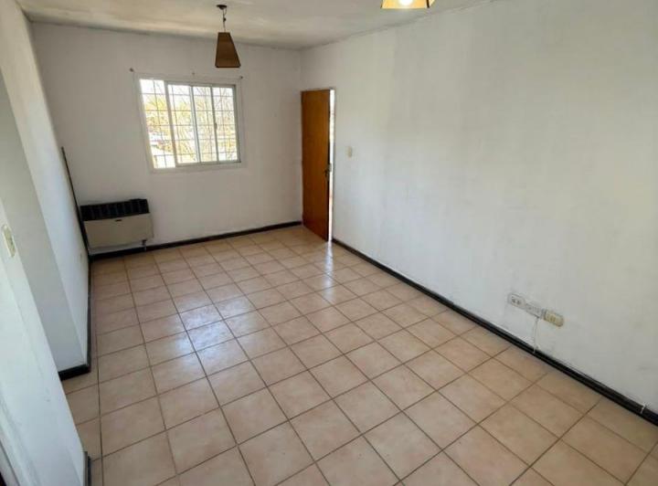 Departamento · 80m² · 4 Ambientes · 1 Cochera