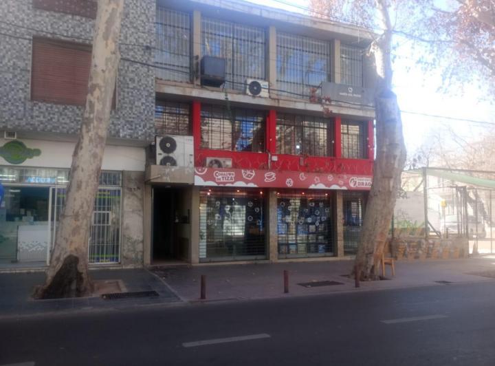 Oficina comercial · 141m² · 8 Ambientes