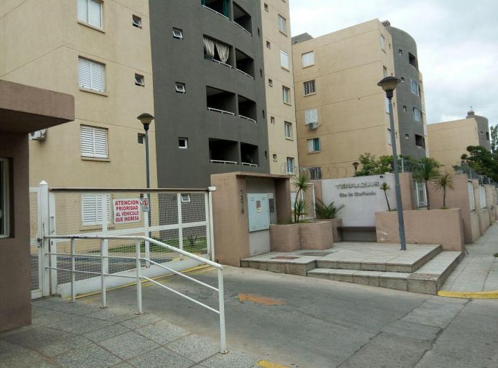Departamento · 67m² · 6 Ambientes · 1 Cochera
