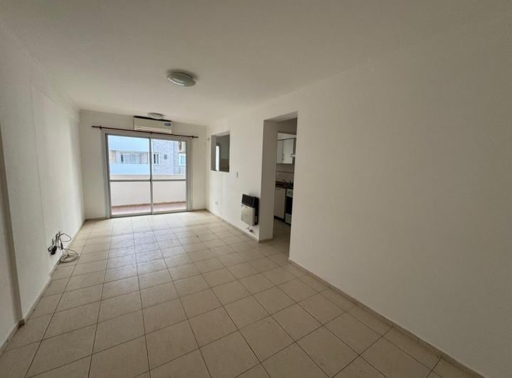 Departamento · 80m² · 4 Ambientes