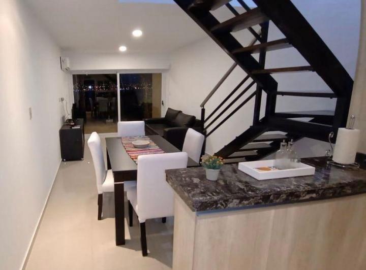 PH · 1m² · 2 Ambientes · 1 Cochera