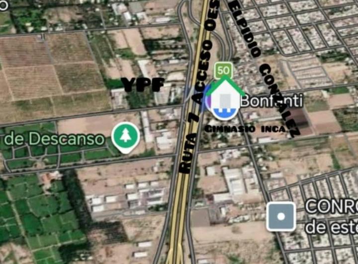Terreno · 400m² · 15 Ambientes · 4 Cocheras