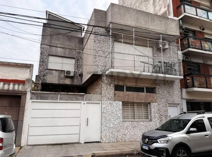 PH · 104m² · 4 Ambientes · 1 Cochera