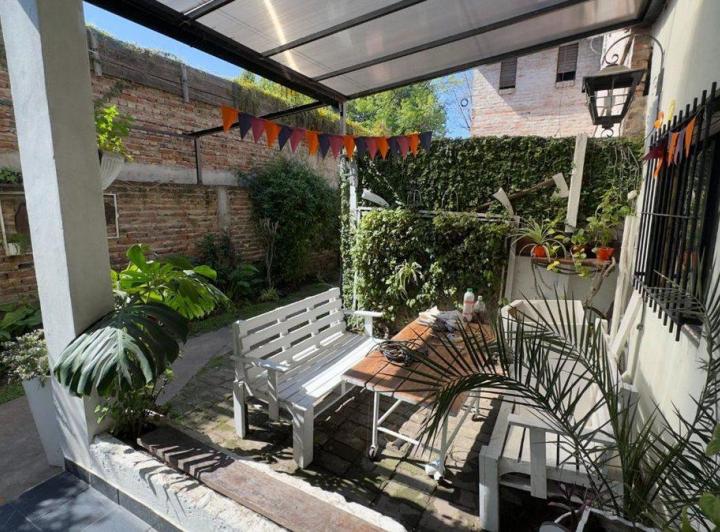 PH · 145m² · 6 Ambientes · 2 Cocheras