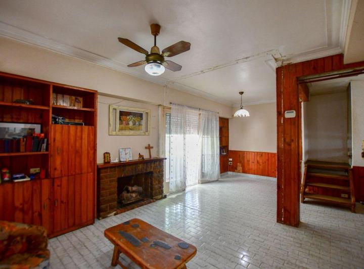PH · 162m² · 6 Ambientes · 1 Cochera