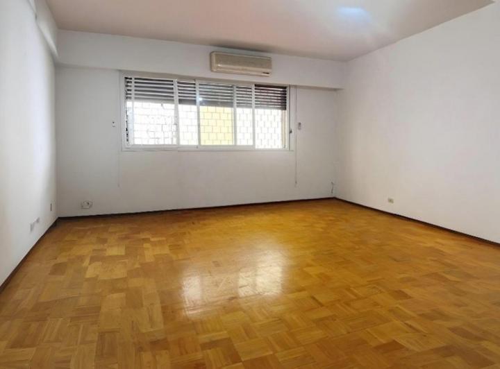 Departamento · 81m² · 4 Ambientes · 1 Cochera
