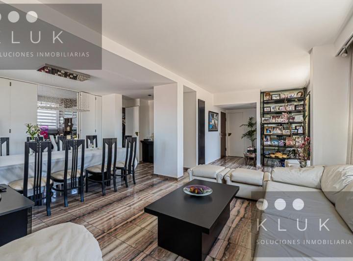 Departamento · 300m² · 5 Ambientes · 1 Cochera