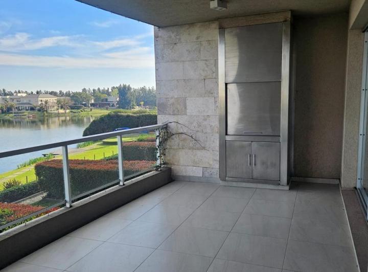 Departamento · 82m² · 3 Ambientes · 1 Cochera