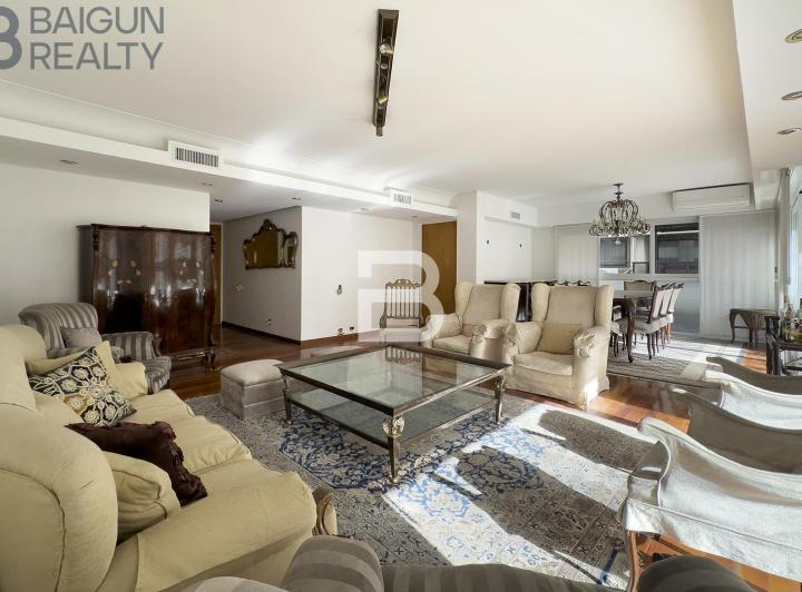 Departamento · 185m² · 5 Ambientes · 1 Cochera