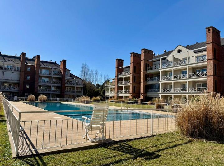 Departamento · 70m² · 3 Ambientes · 1 Cochera