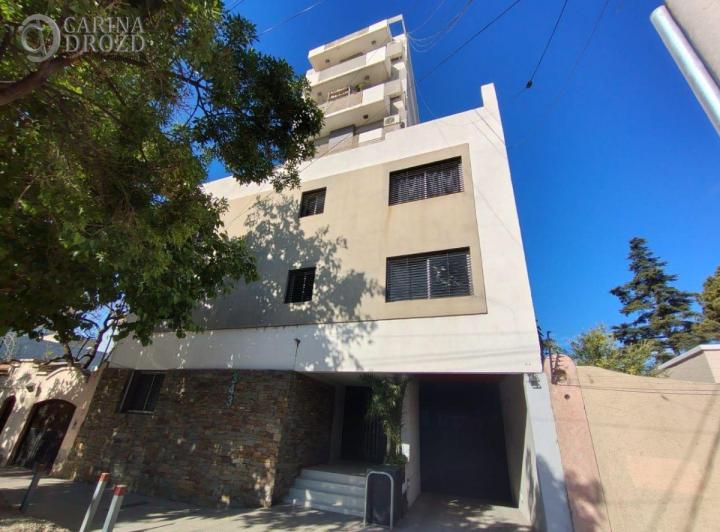 Departamento · 65m² · 5 Ambientes · 1 Cochera