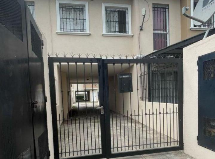 Departamento · 80m² · 4 Ambientes · 1 Cochera