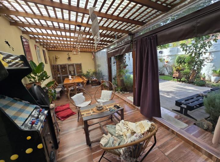 Casa · 90m² · 3 Ambientes · 1 Cochera