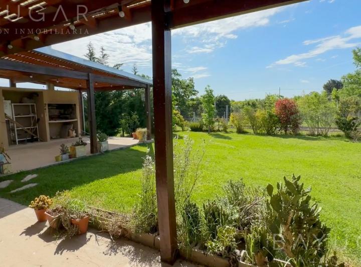Casa · 134m² · 4 Ambientes · 2 Cocheras