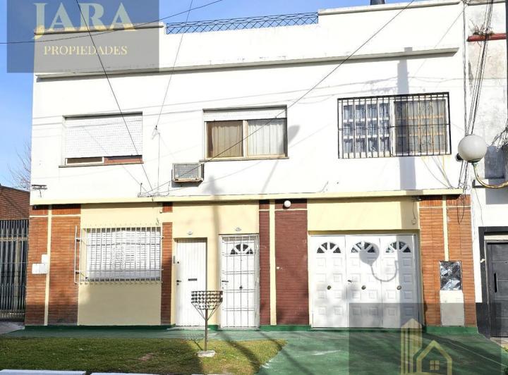 Casa · 90m² · 3 Ambientes · 1 Cochera