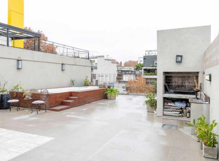 Casa · 259m² · 7 Ambientes · 1 Cochera