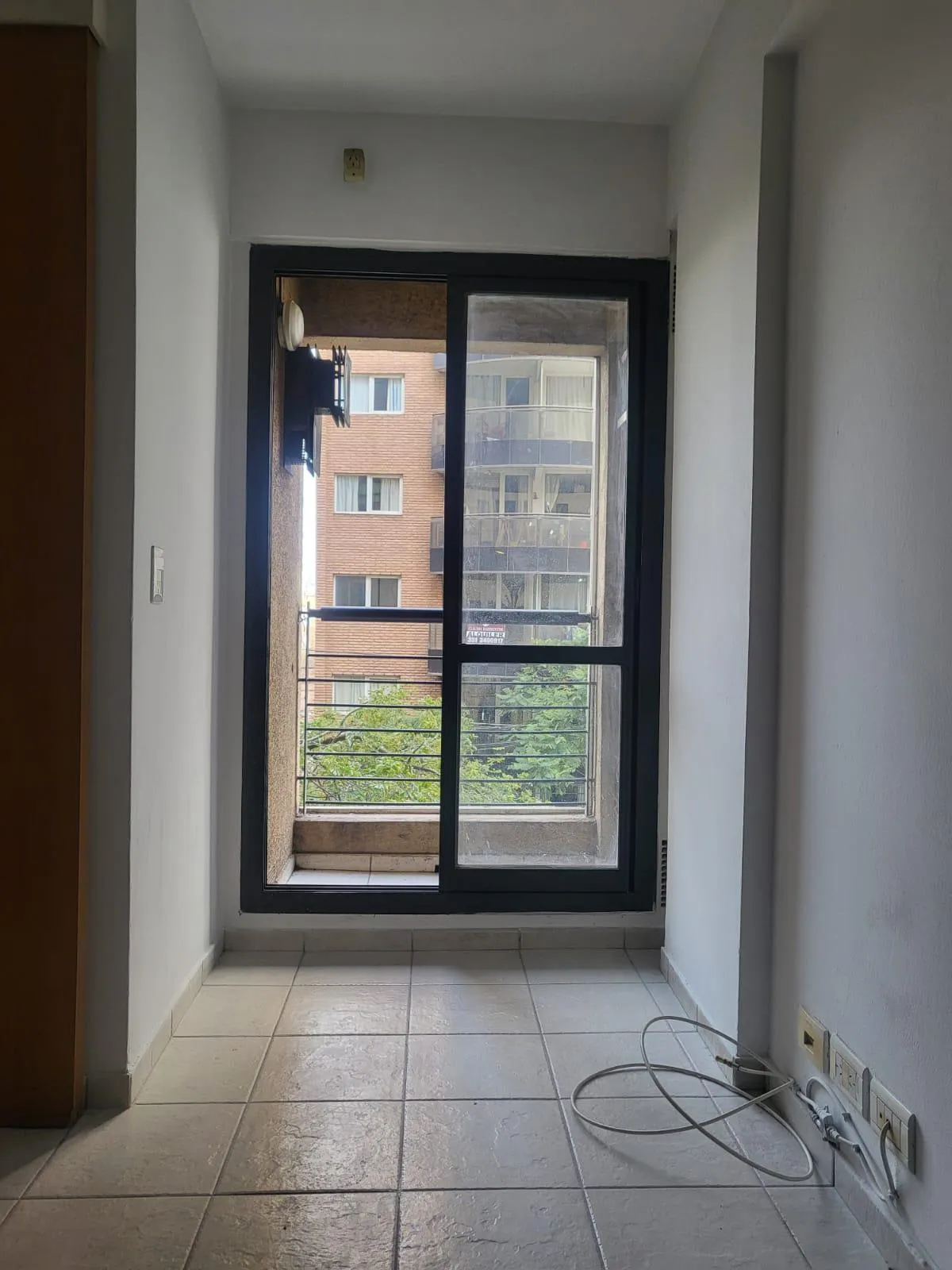 1 DORMITORIO-EXP BAJAS-SEGURIDAD