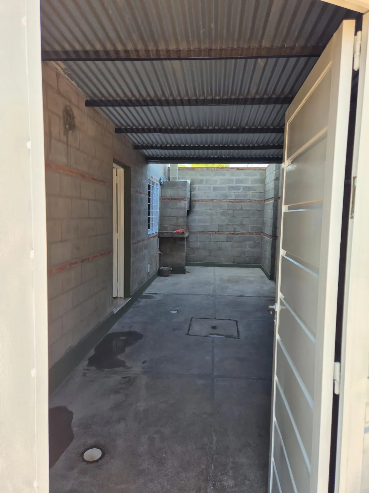Duplex 2d. cochera patio cemento  c/asador (sin comision Inmobiliaria)