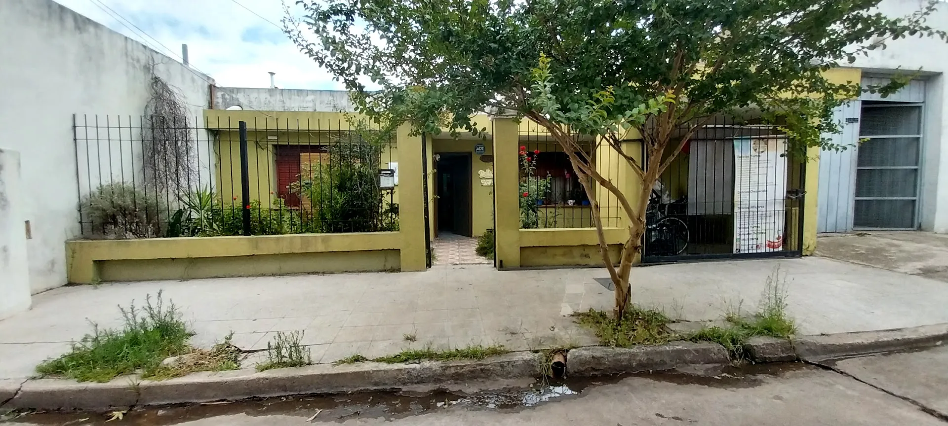 Se Vende Casa 3 dormitorios sobre terreno de 300 m² en Barrio Suárez