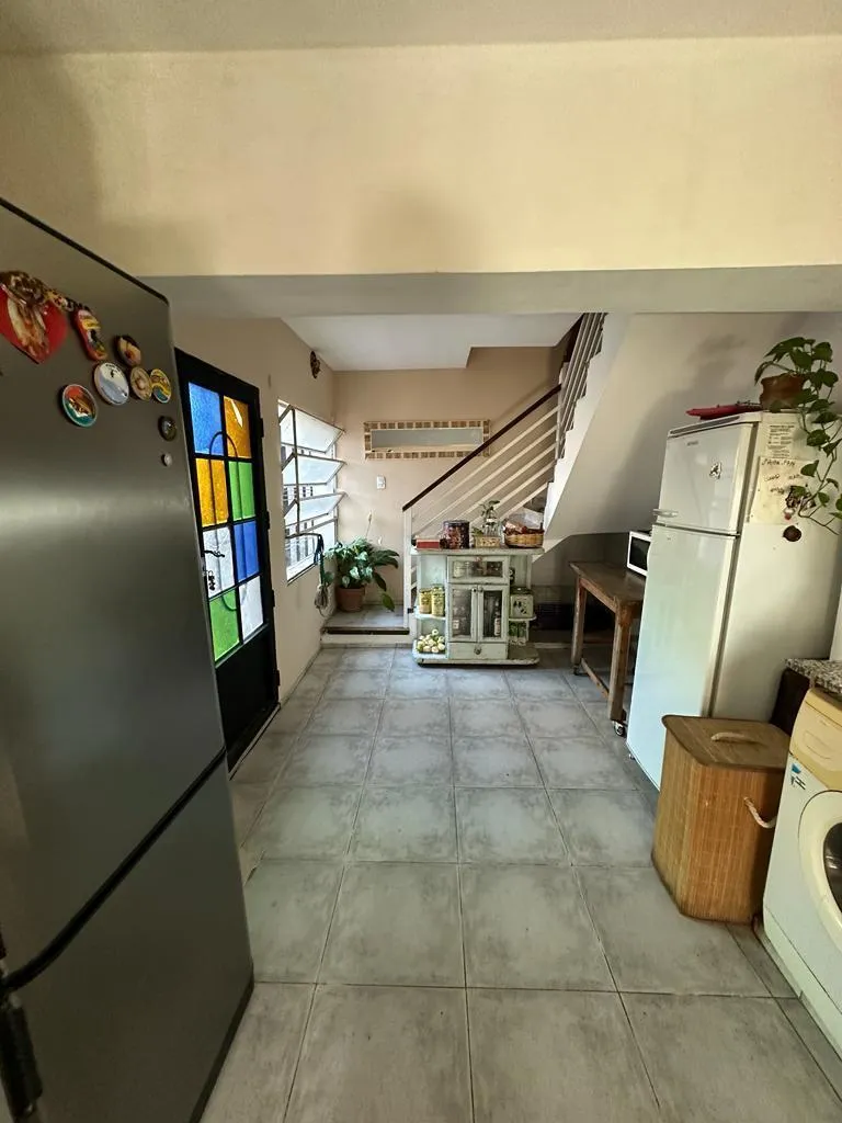 VENTA CASA 3 DORMITORIOS B° JARDIN