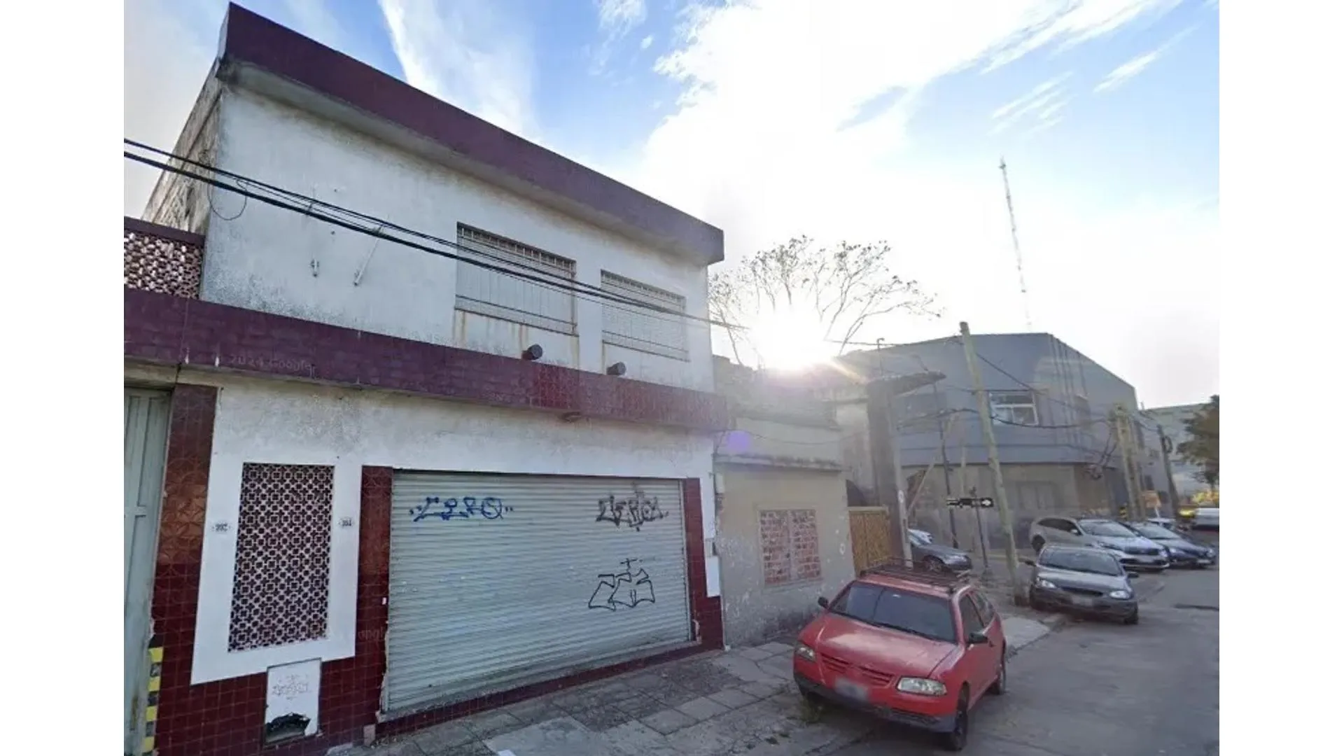 OFICINA 5 AMB C/DEPOSITO Y COCHERA