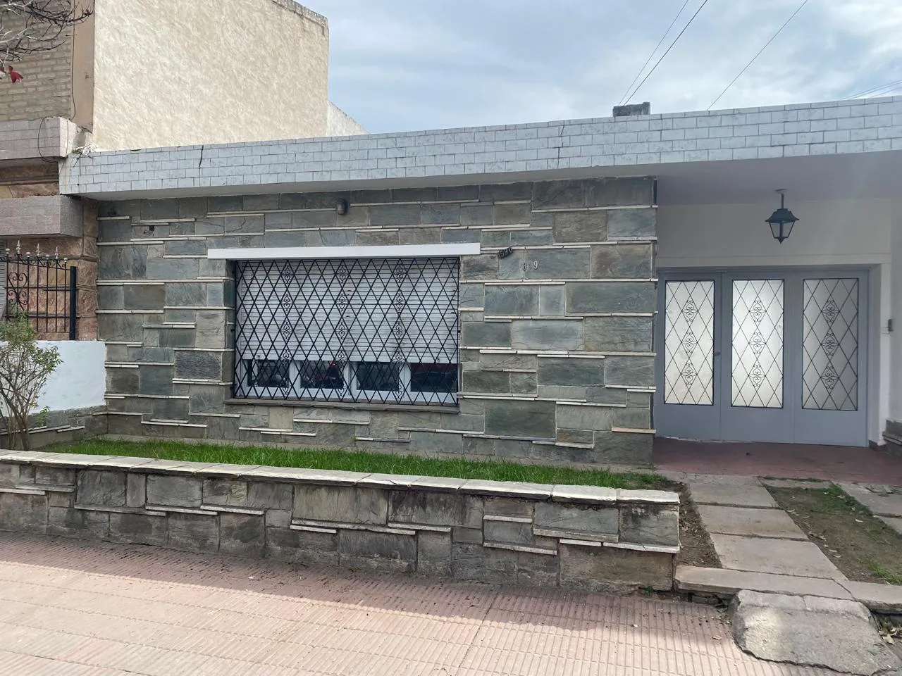 Alquiler Casa 3 Dorm. Barrio Jardin