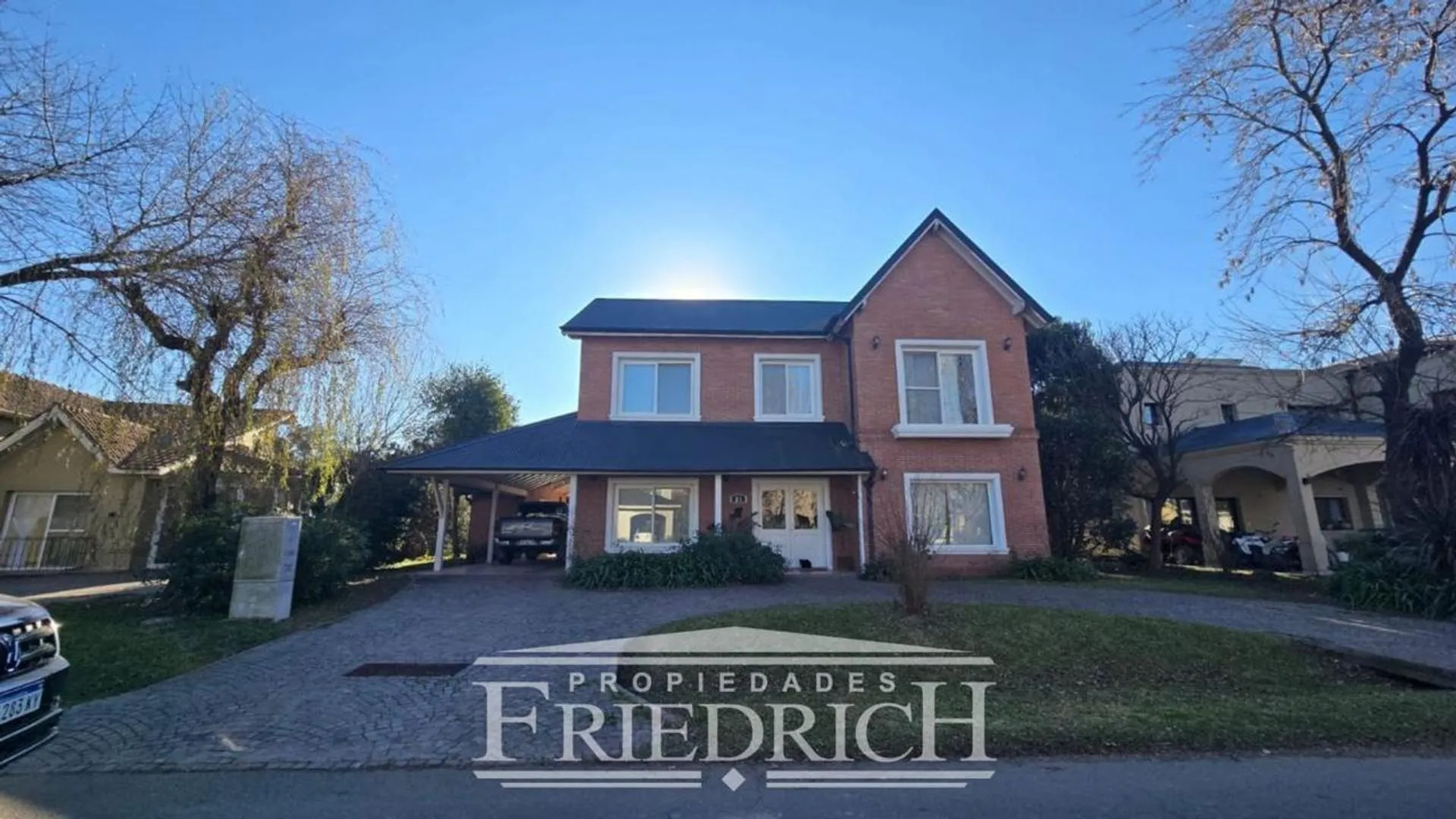 CASA EN VENTA EN SAN PATRICIO