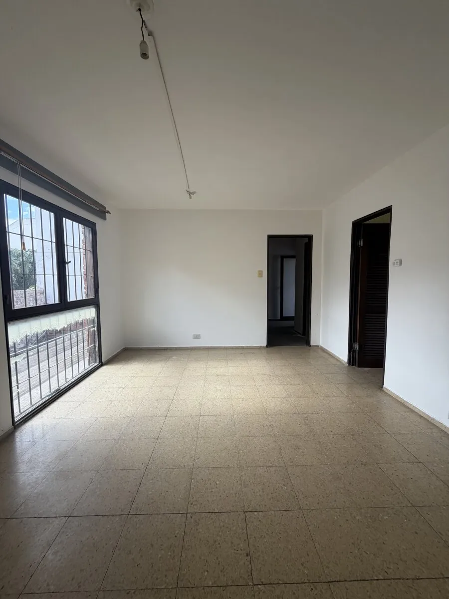 Dpto de 1 dormitorio más cochera