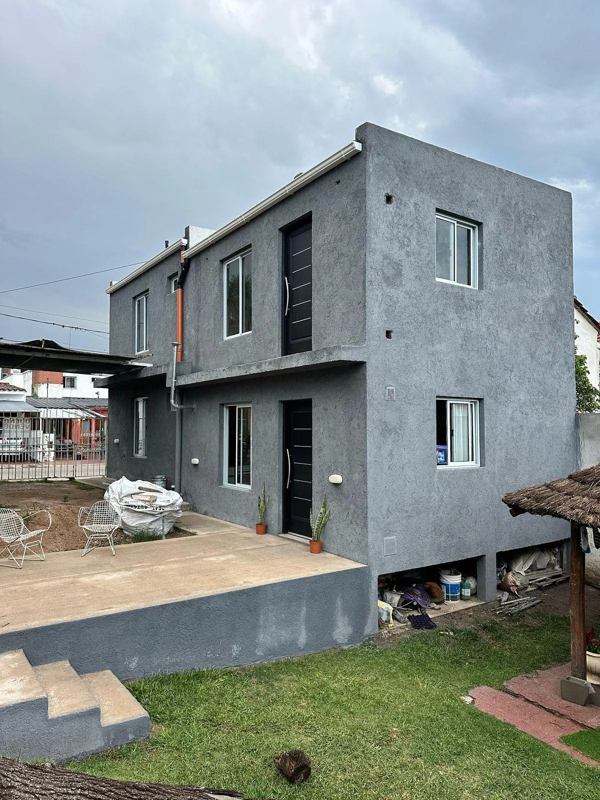 VENTA DE COMPLEJO CON 4 UNIDADES DE 1 DORMITORIO - CARLOS PAZ
