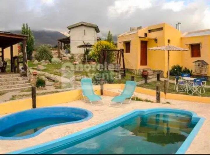 Hotel · 650m² · 16 Ambientes · 1 Cochera