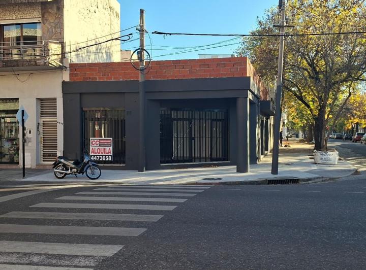 Local comercial · 120m²
