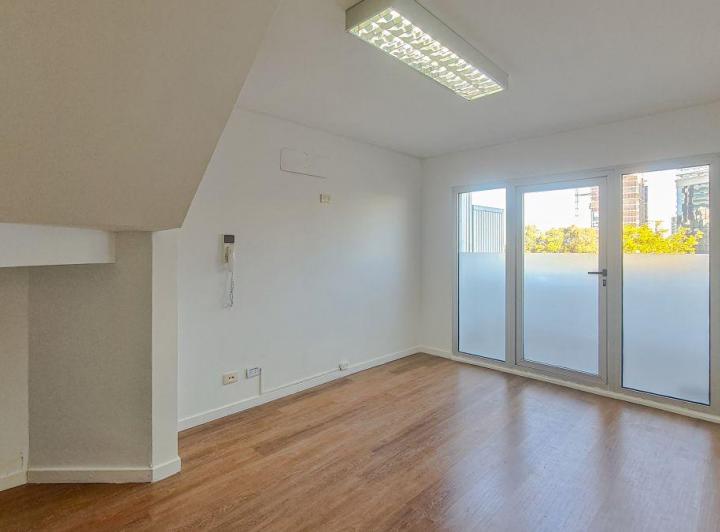 Oficina comercial · 60m² · 3 Ambientes · 1 Cochera
