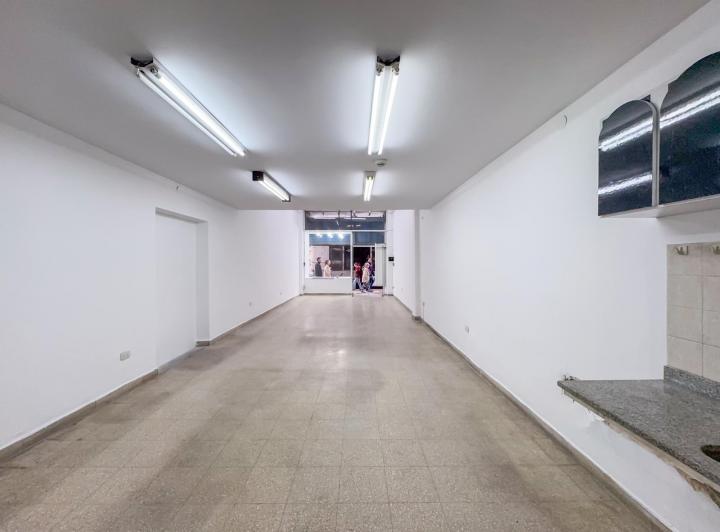 Local comercial · 95m² · 2 Ambientes
