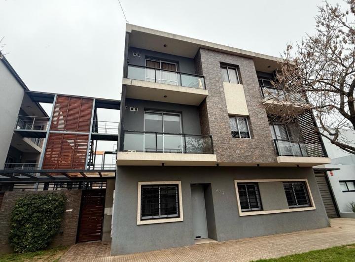 Departamento · 49m² · 3 Ambientes · 1 Cochera