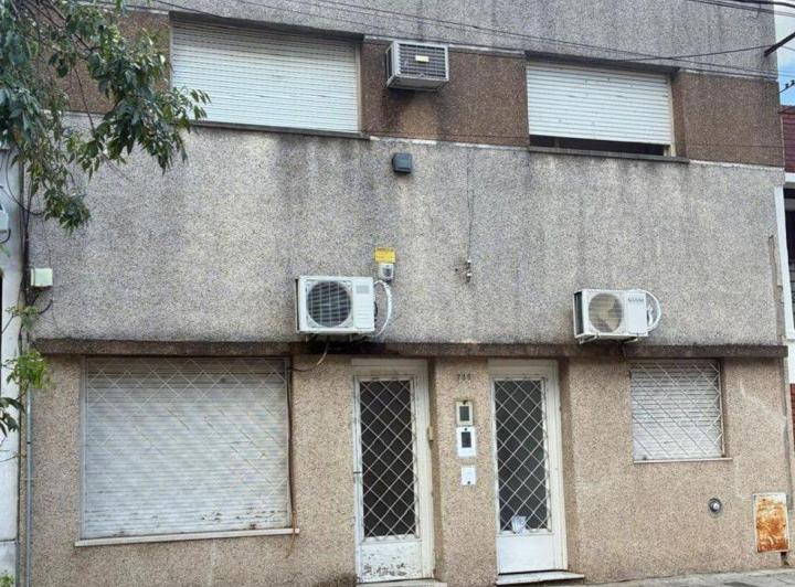 Casa · 140m² · 5 Ambientes