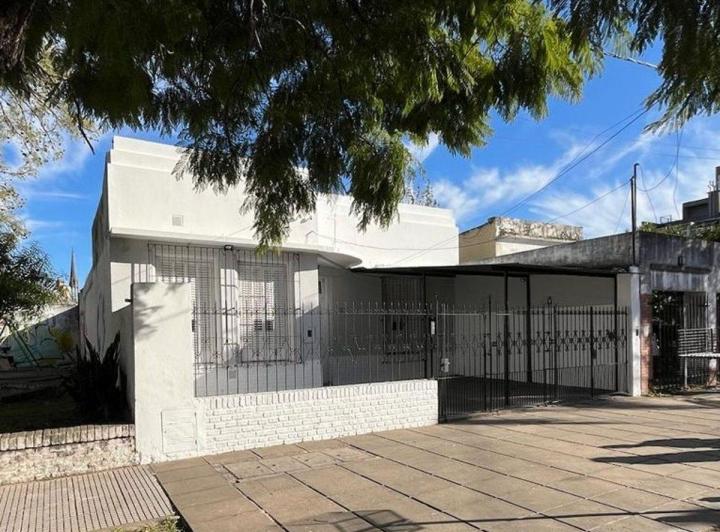 Casa · 186m² · 5 Ambientes · 1 Cochera
