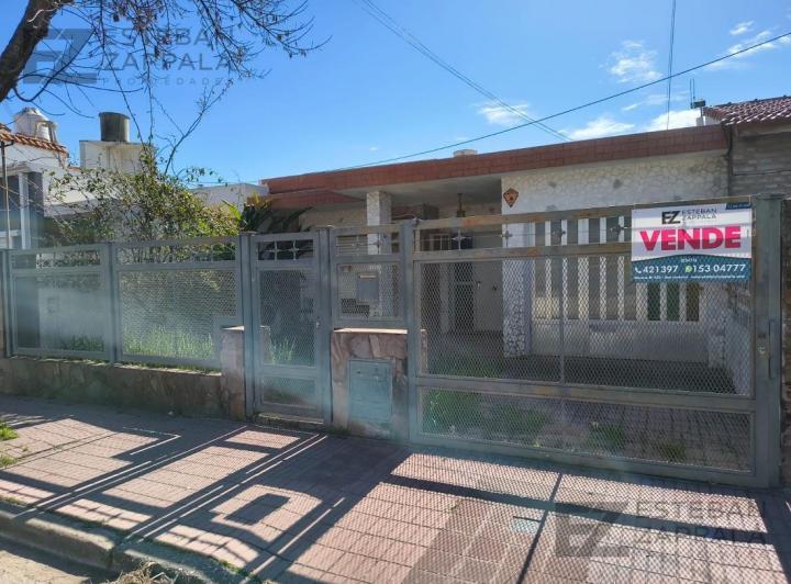 Casa · 127m² · 3 Ambientes · 1 Cochera