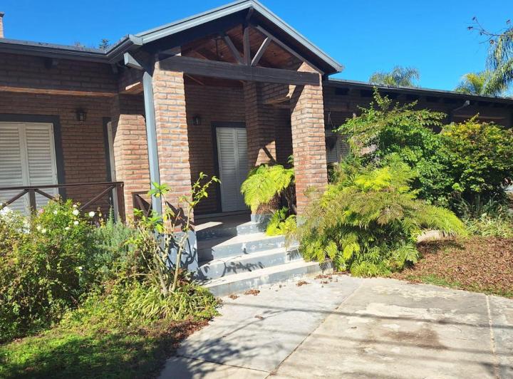 Casa · 149m² · 4 Ambientes · 1 Cochera