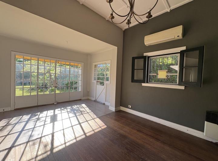 Casa · 140m² · 5 Ambientes · 1 Cochera