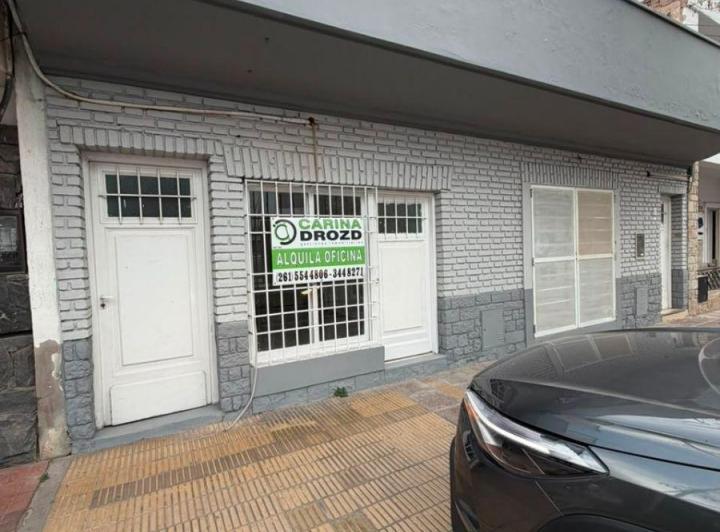 Oficina comercial · 70m² · 6 Ambientes