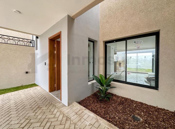 Casa · 130m² · 2 Dormitorios · 2 Cocheras