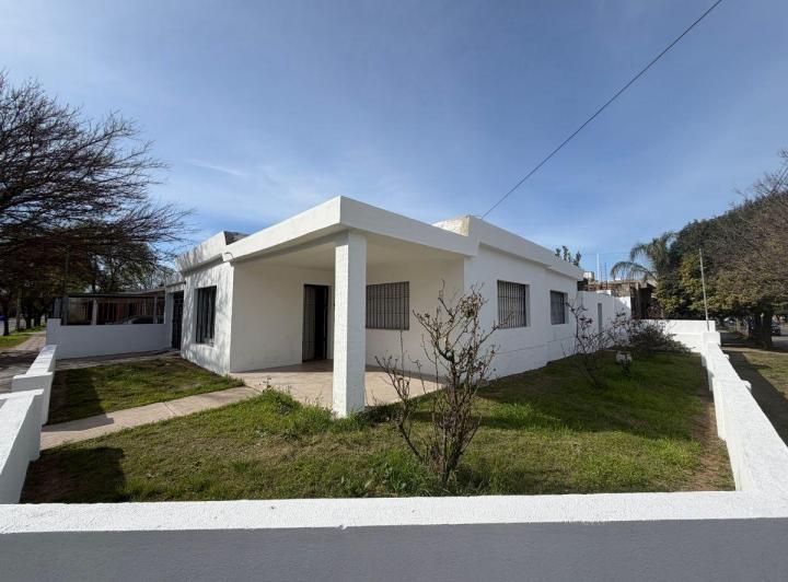 Casa · 130m² · 5 Ambientes · 1 Cochera