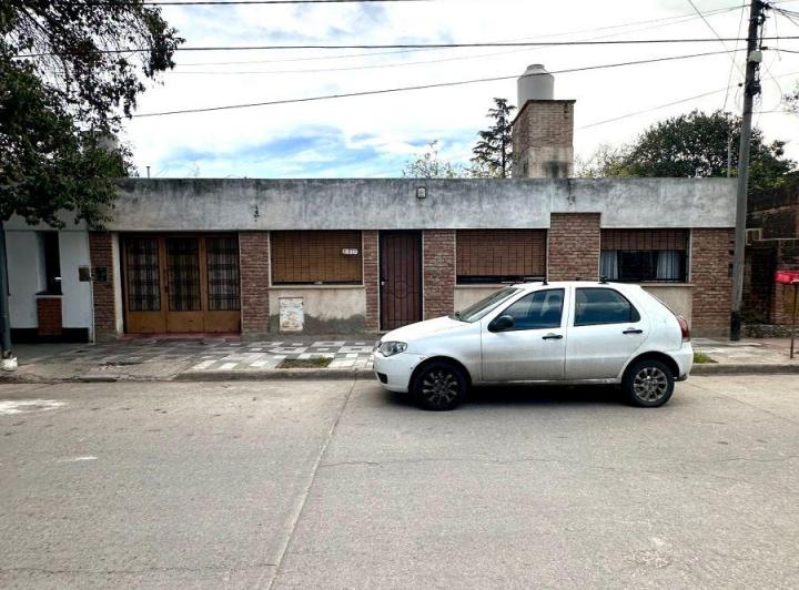 Casa · 89m² · 4 Ambientes · 1 Cochera