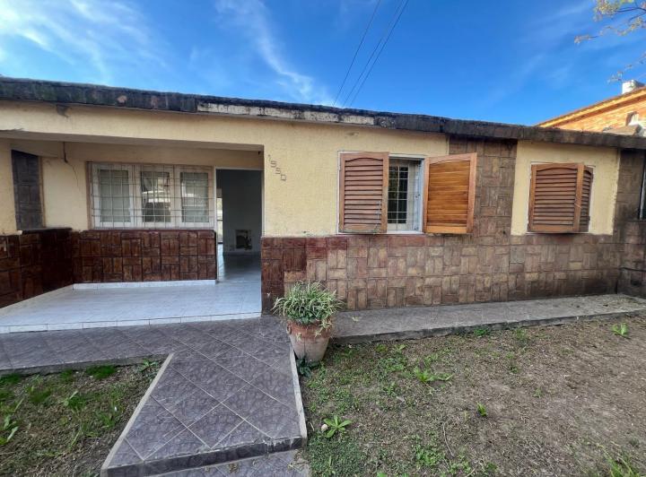 Casa · 164m² · 3 Dormitorios · 1 Cochera