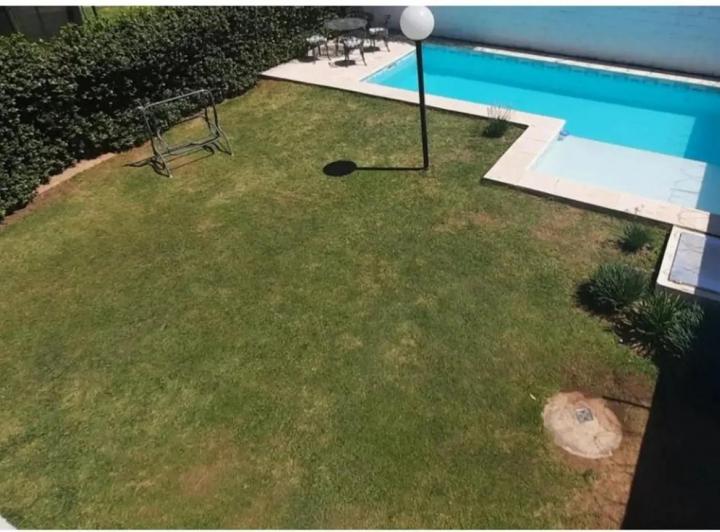 Casa · 142m² · 6 Ambientes · 2 Cocheras