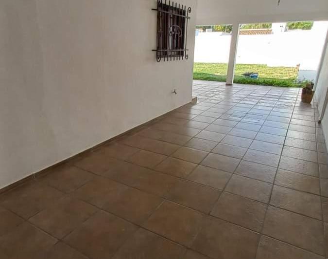 Casa · 120m² · 9 Ambientes