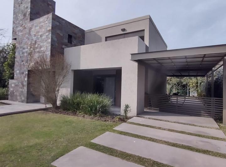 Casa · 269m² · 3 Ambientes